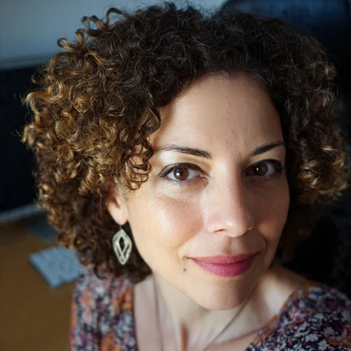 Cristina Mendes, maestra y creadora del material